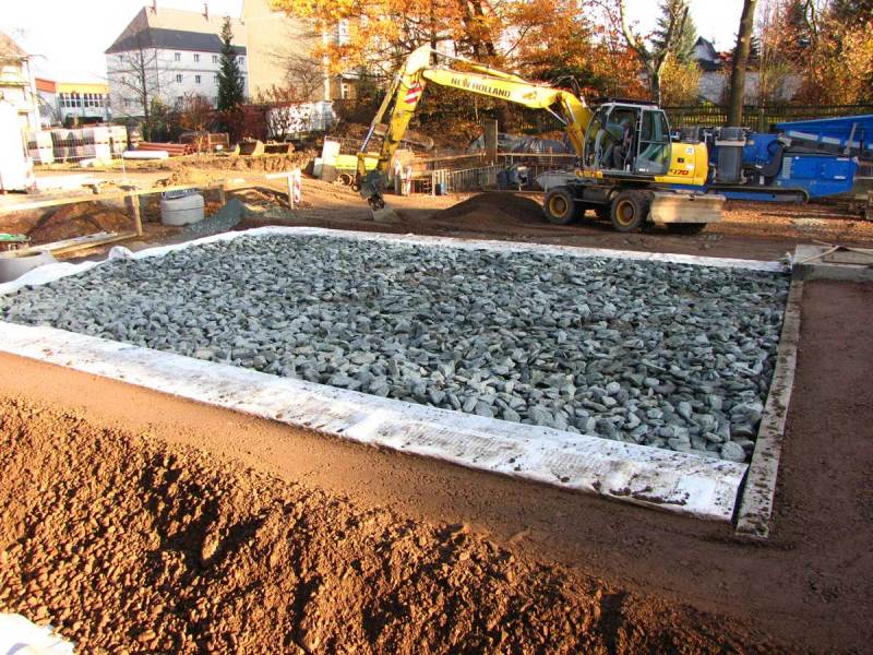 Schotterspeicher unterhalb der Bodenplatte